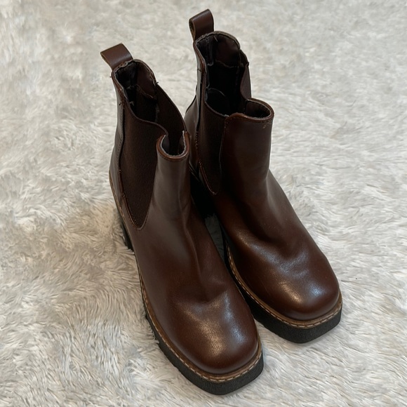 ANDREA FENZI Shoes - 🕯️ Andrea Platform Ankle Boot